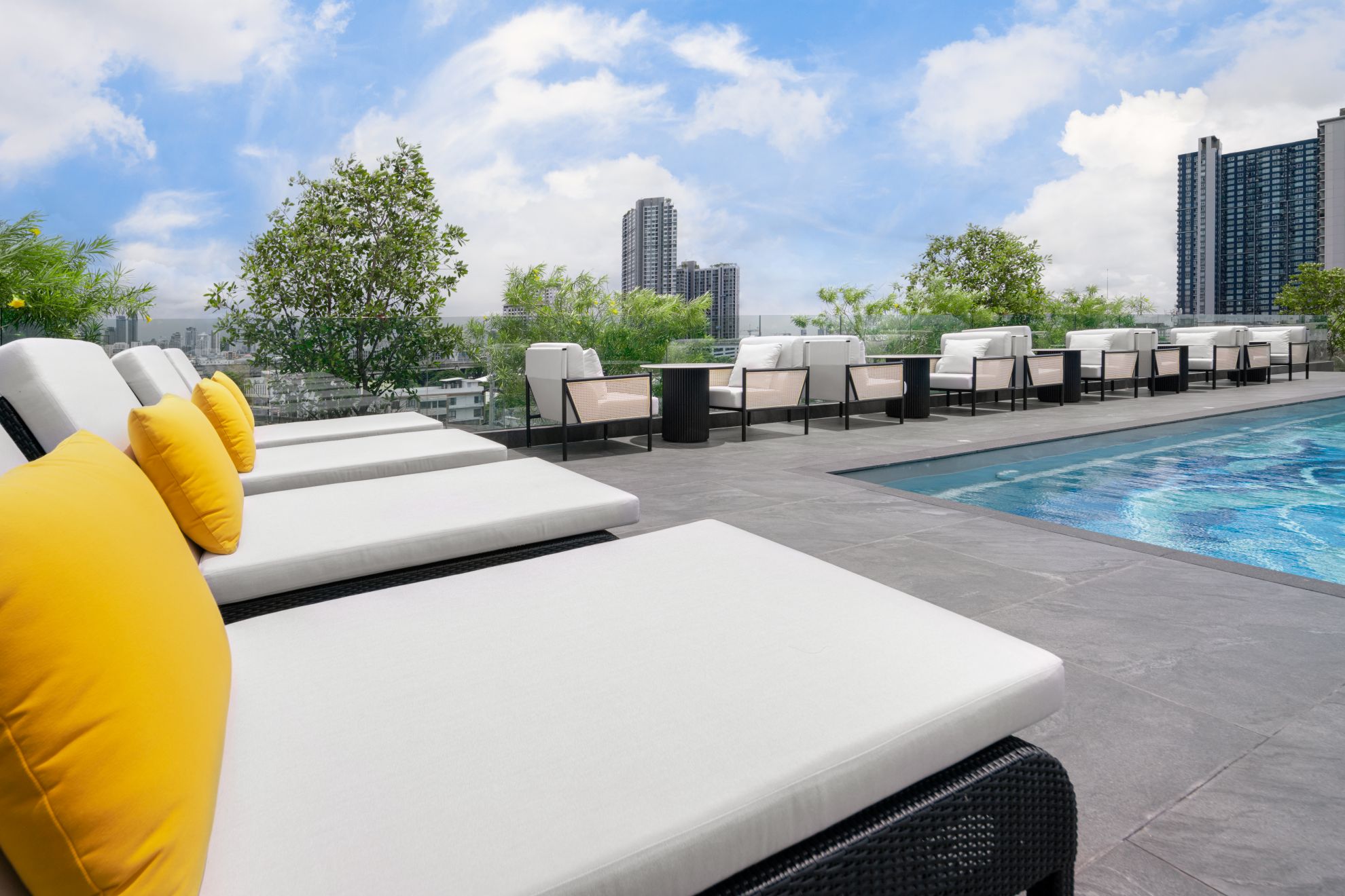 Ramada 48_Pool 6