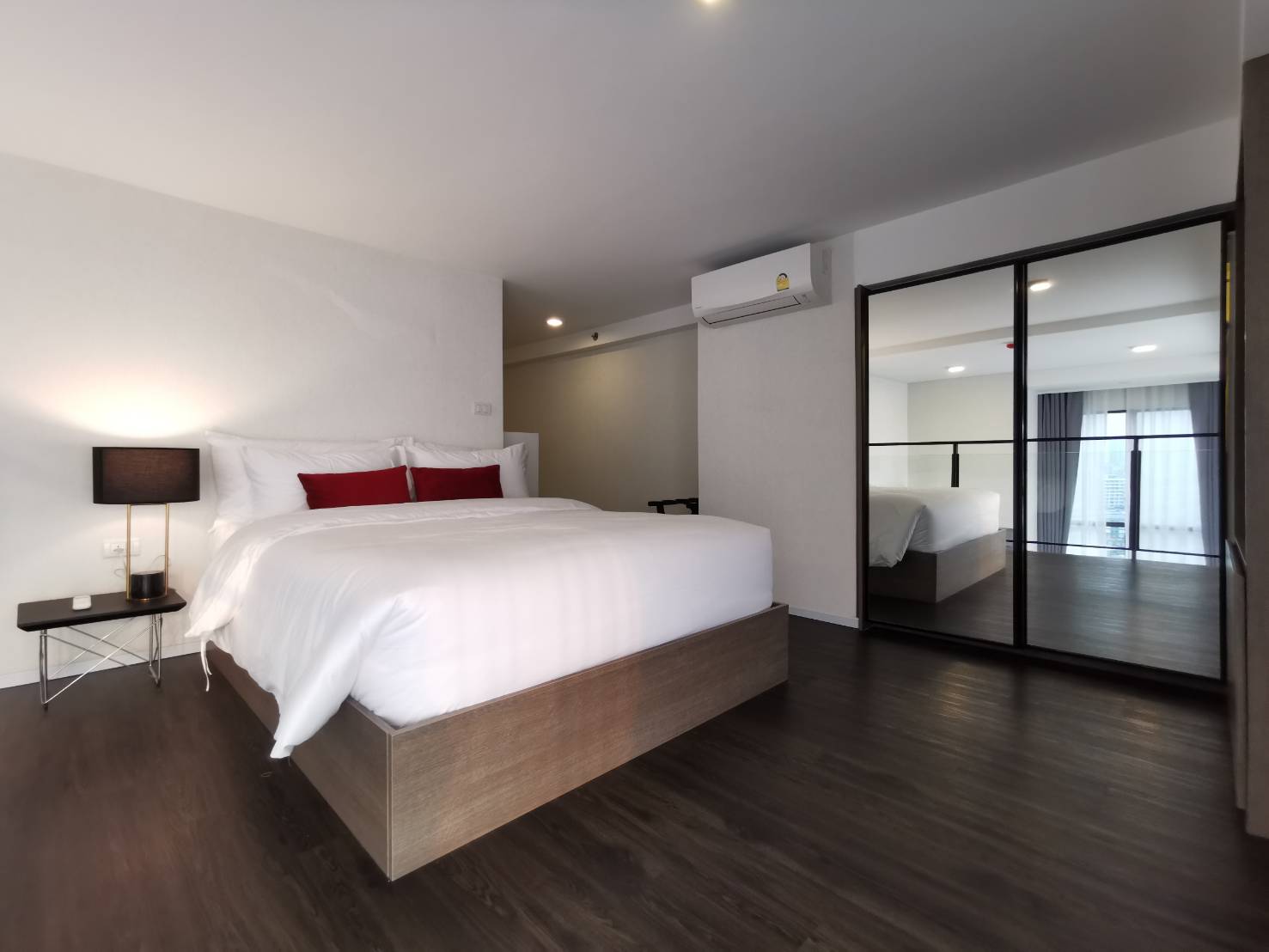 Ramada 48_Deluxe Duplex_2